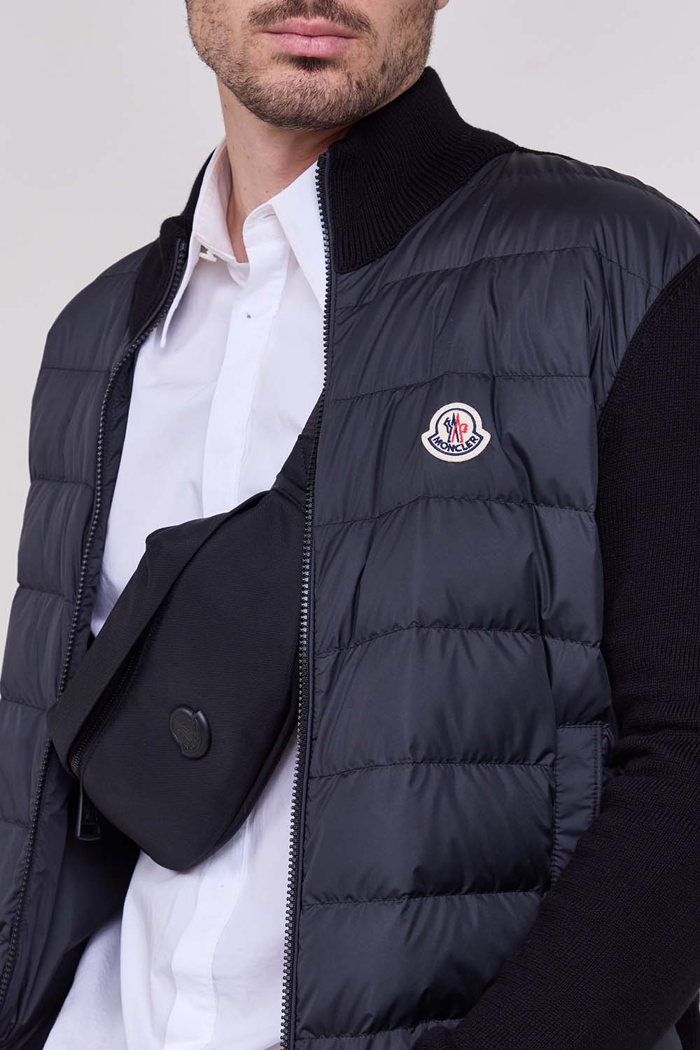 תמונת כל הלוק של תיק פאוץ'